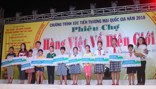 phien cho_1.jpg
